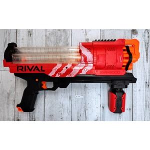 NERF Rival Artemis XVII-3000 Red- A-3R- Great Condition. Retail $114!